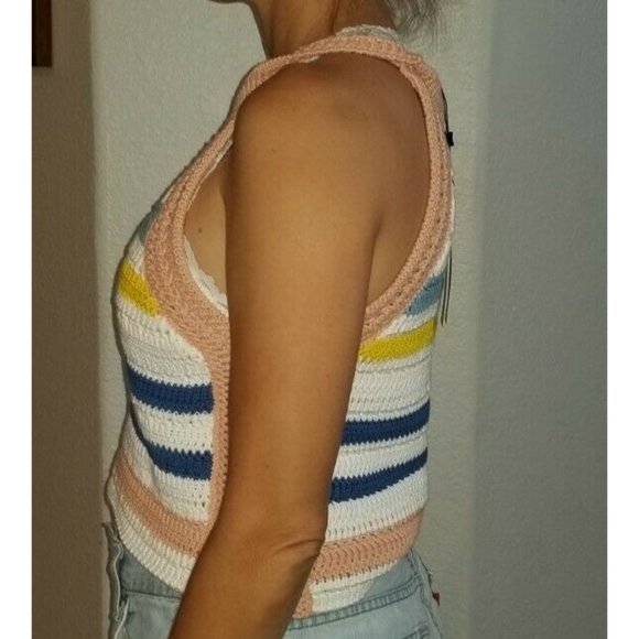 BCBGeneration Crochet Summer Crop Top NWT Medium White Knit Blue Stripe Tank - Picture 2 of 9